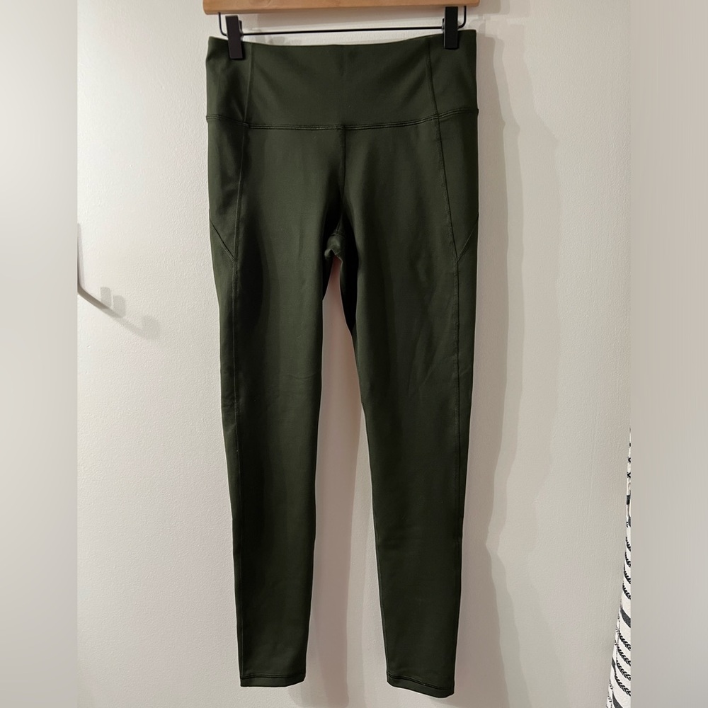Under Armour Full Length Leggings. Medium. Olive green. Never worn, tags cut.